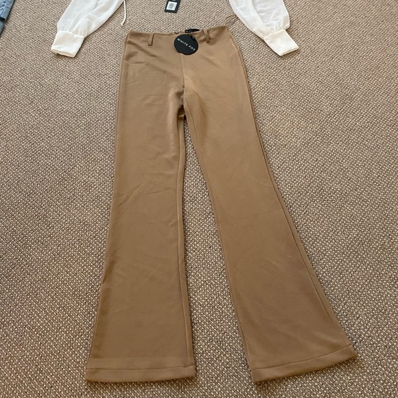 SOLD! Whitefox Boutique ‘Fearless Pants Tan’ size small - Picture 3 of 6